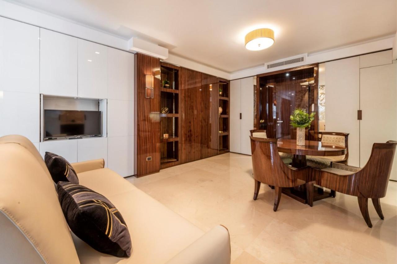 Milan Royal Suites - Centro Duomo Buitenkant foto