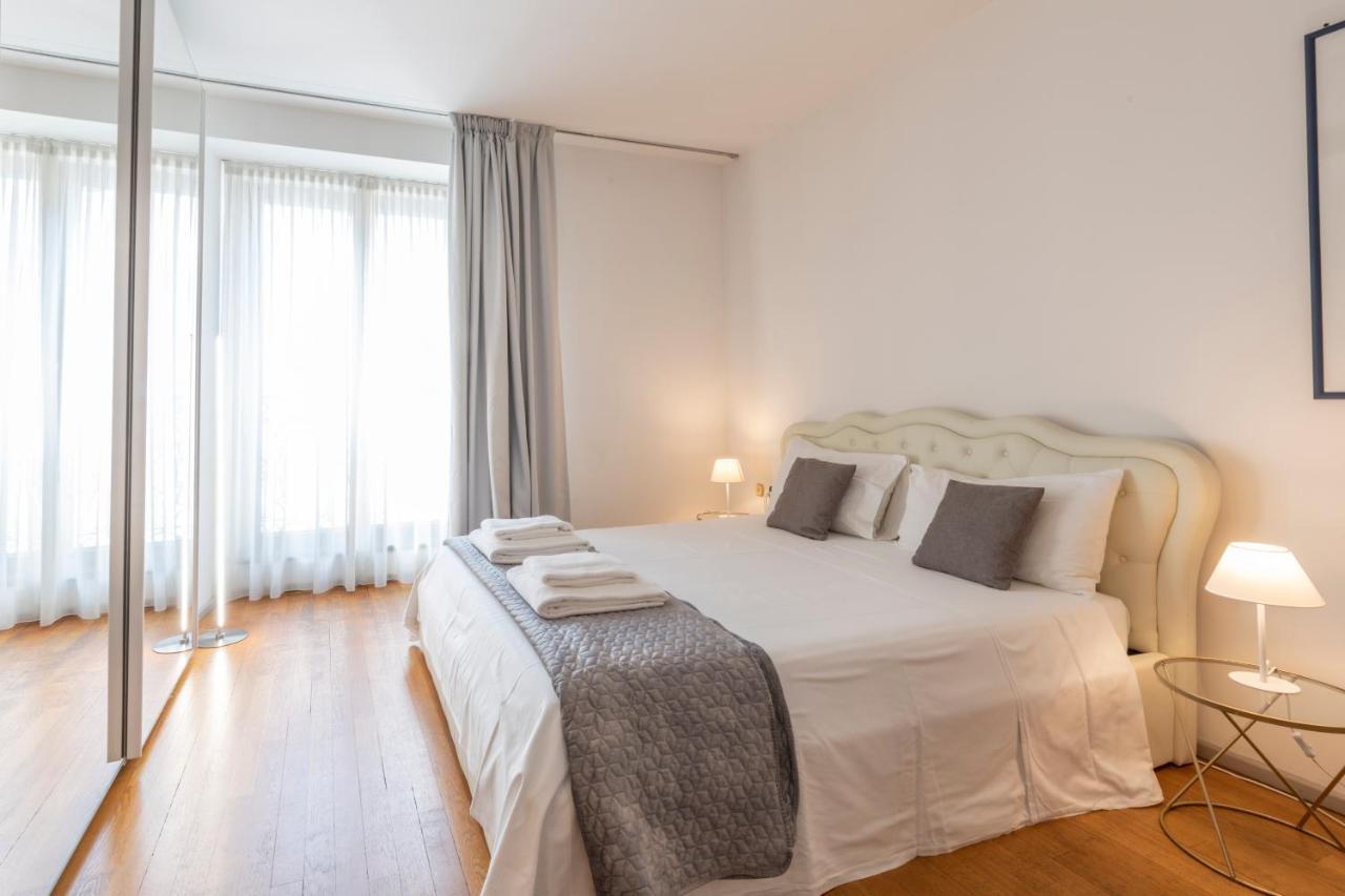 Milan Royal Suites - Centro Duomo Buitenkant foto