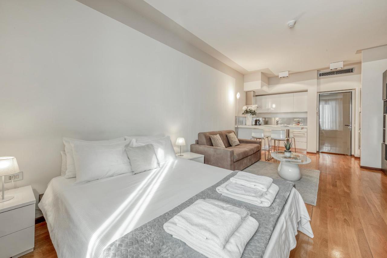 Milan Royal Suites - Centro Duomo Buitenkant foto