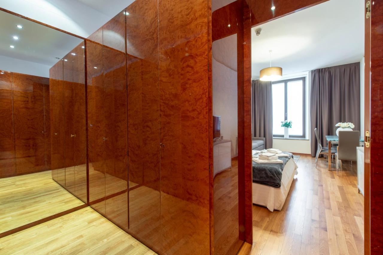 Milan Royal Suites - Centro Duomo Buitenkant foto