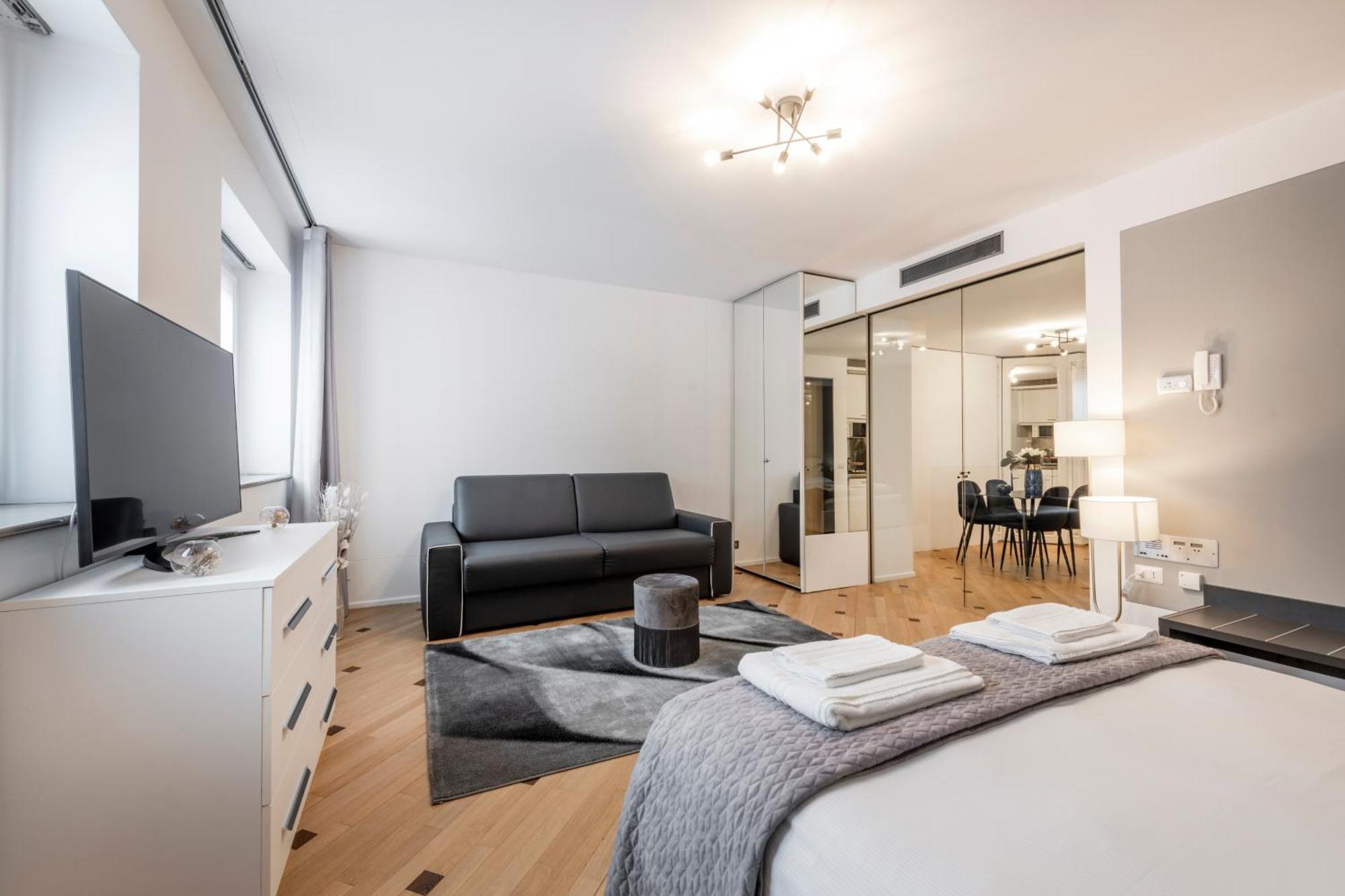 Milan Royal Suites - Centro Duomo Buitenkant foto