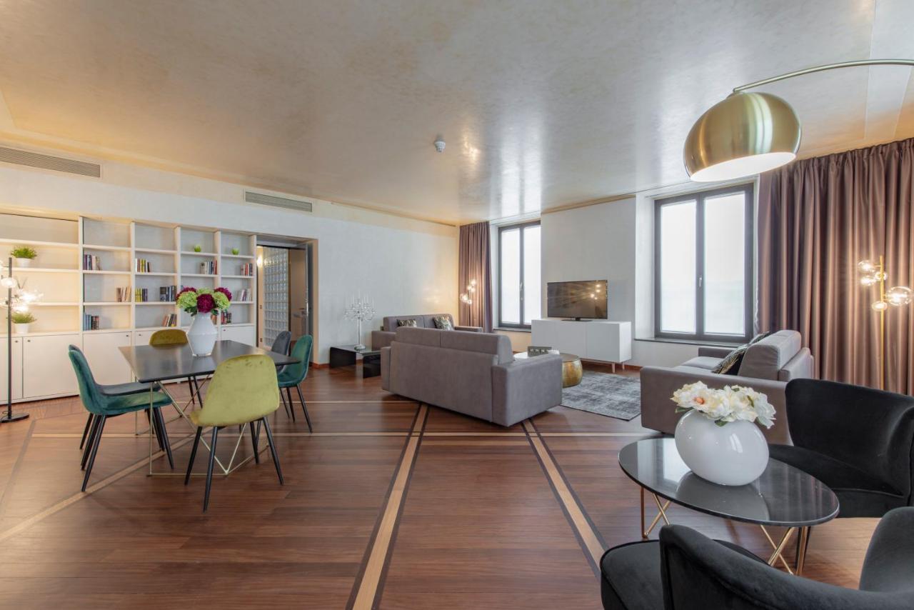 Milan Royal Suites - Centro Duomo Buitenkant foto